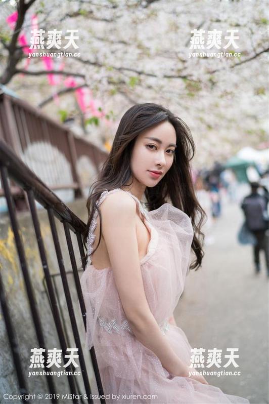 魅妍社-九儿 魅妍社 - 九儿高跟鞋写真:谁说女人不能潇洒